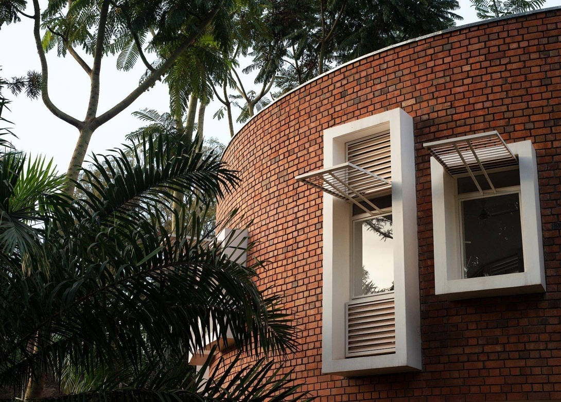 An external view of the MISR Library and Entrance Pavillion, Makerere University, Kampala Uganda. Photo credit: Facebook/Localworks.